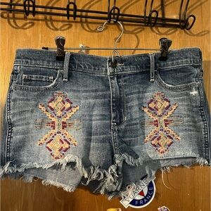 Hollister High Rise Embroidered Aztec Boho Denim Shorts